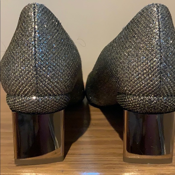 Shoes - Picture 3 of 4